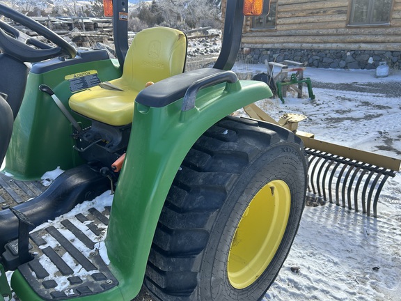 2012 John Deere 3038E Tractor Compact