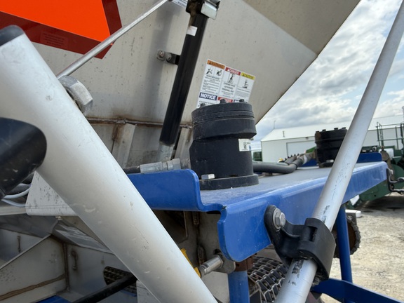 2025 Misc ROW CROP 10 TON FERTILIZER SPREADER Misc