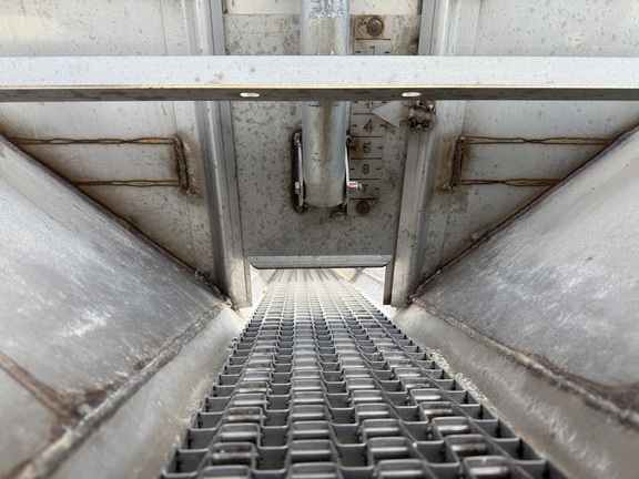 2025 Misc ROW CROP 10 TON FERTILIZER SPREADER Misc