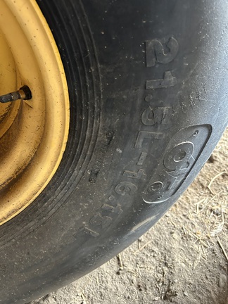 2015 New Holland Rollbelt 560 Baler/Round