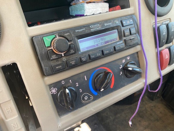 2020 John Deere XUV 835R ATV