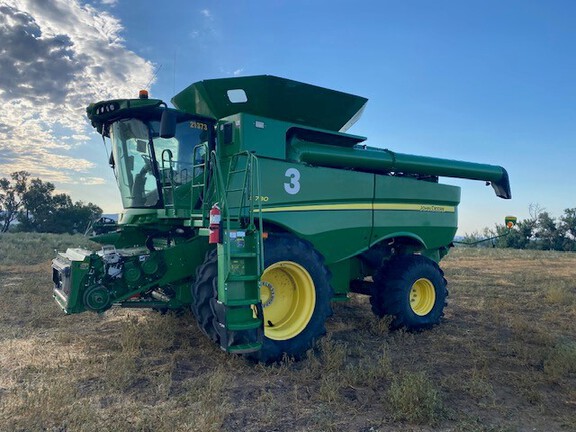 2019 John Deere S780 Combine