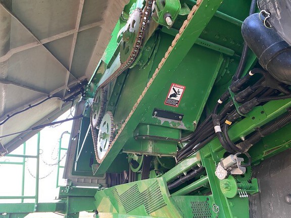 2019 John Deere S780 Combine