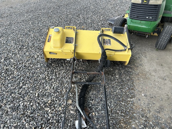 2001 John Deere 325 Garden Tractor