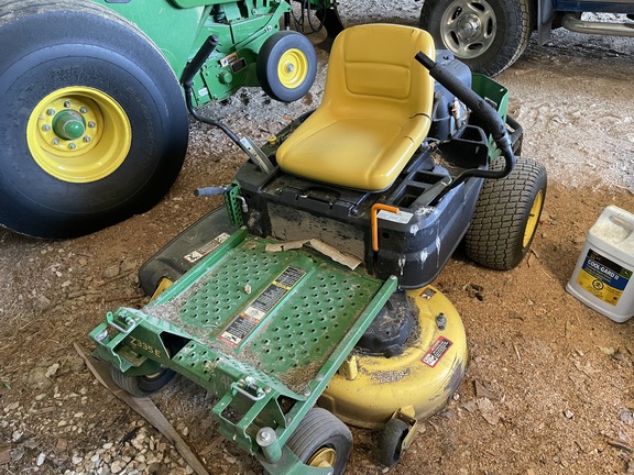 2016 John Deere Z335E Mower/Zero Turn