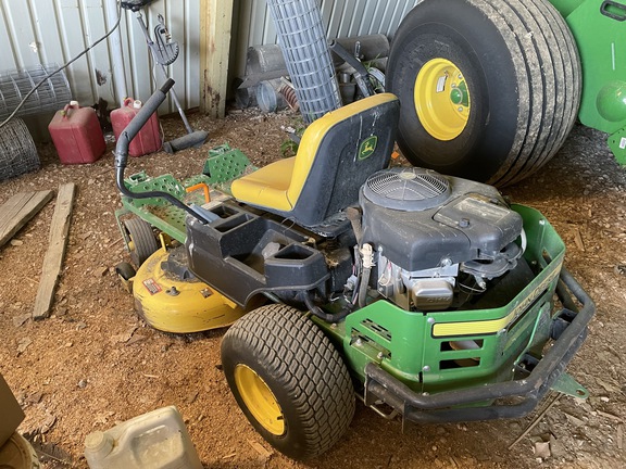 2016 John Deere Z335E Mower/Zero Turn