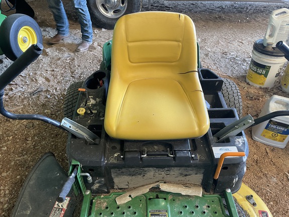 2016 John Deere Z335E Mower/Zero Turn