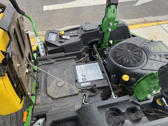 2022 John Deere Z545R Mower/Zero Turn