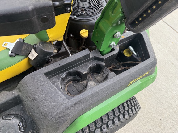 2022 John Deere Z545R Mower/Zero Turn