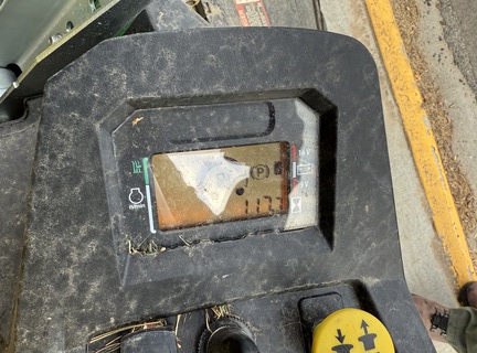 2022 John Deere Z545R Mower/Zero Turn