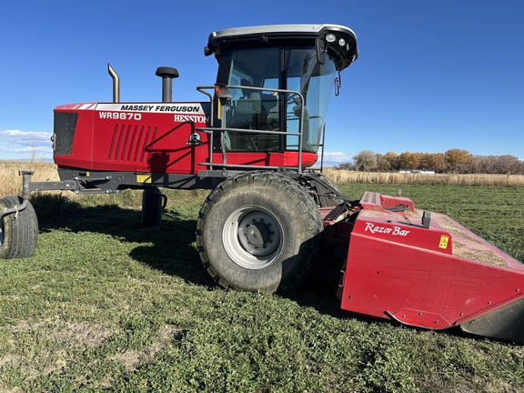 2016 Massey Ferguson WR9870 Windrower