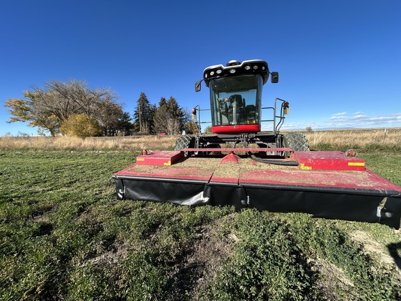 2016 Massey Ferguson WR9870 Windrower