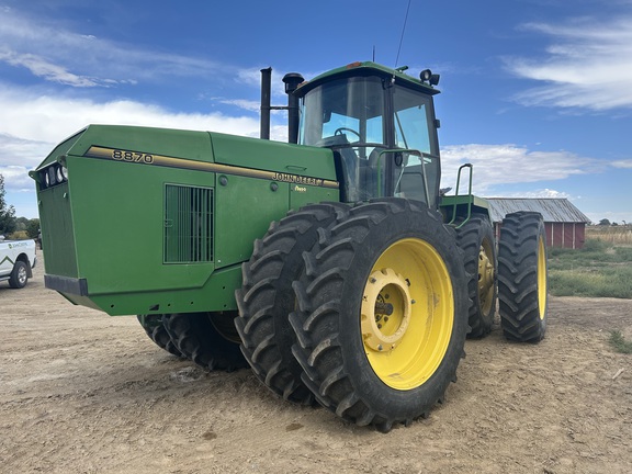 1993 John Deere 8870 Tractor 4WD
