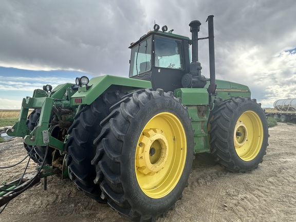 1993 John Deere 8870 Tractor 4WD