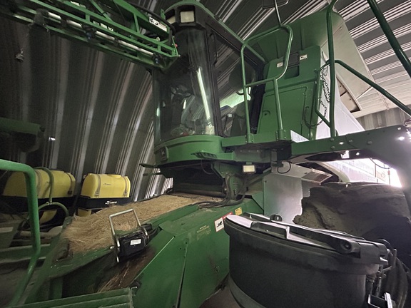 2001 John Deere 9750 STS Combine