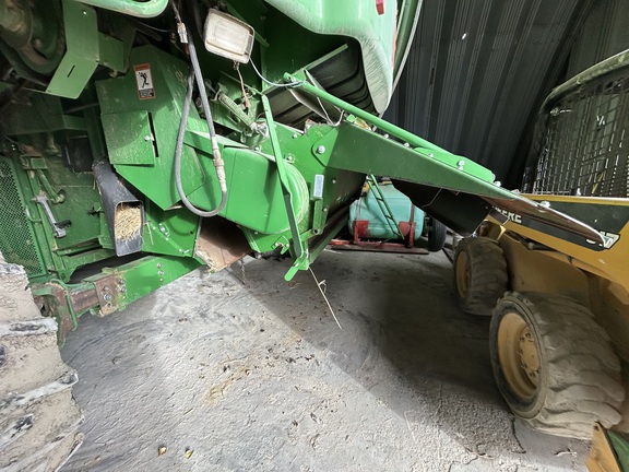2001 John Deere 9750 STS Combine