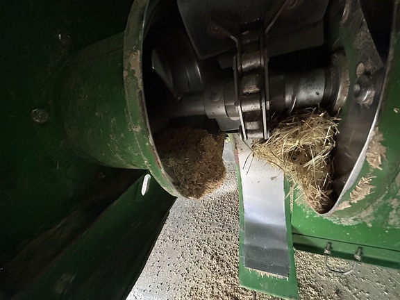 2001 John Deere 9750 STS Combine