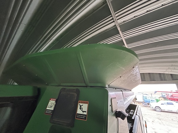 2001 John Deere 9750 STS Combine