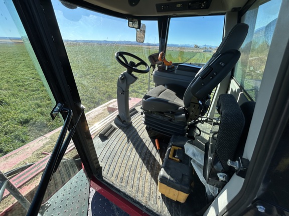 2016 Massey Ferguson WR9870 Windrower