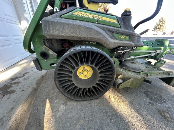 2021 John Deere Z930M Mower/Zero Turn