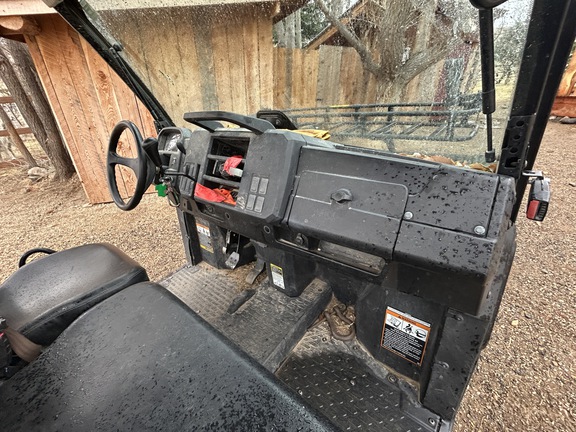 2018 John Deere XUV 835M ATV