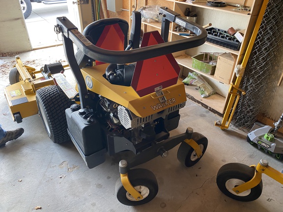 2021 Walker MH37i Mower/Front Deck