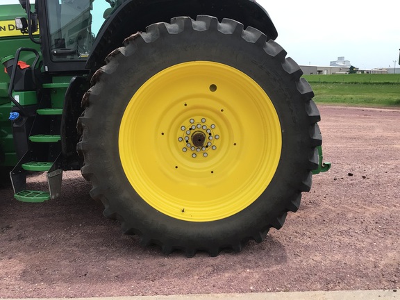 2021 John Deere 8R 410 Tractor