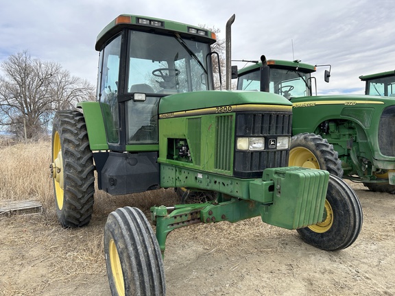 1994 John Deere 7200 Tractor