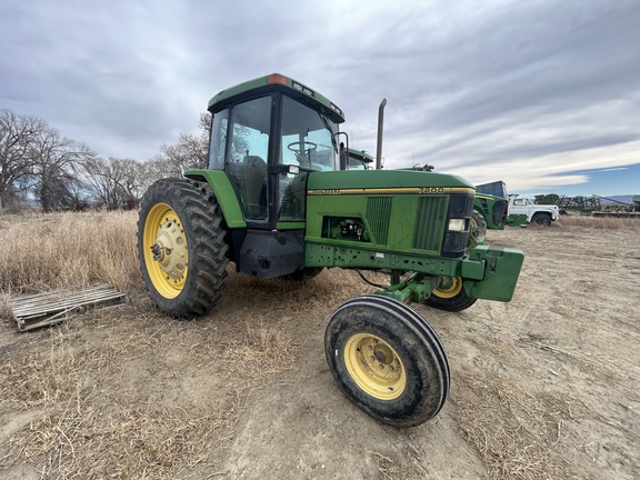 1994 John Deere 7200 Tractor