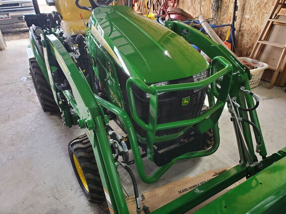 2024 John Deere 1025R Tractor Compact