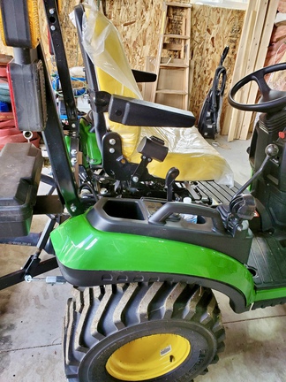 2024 John Deere 1025R Tractor Compact