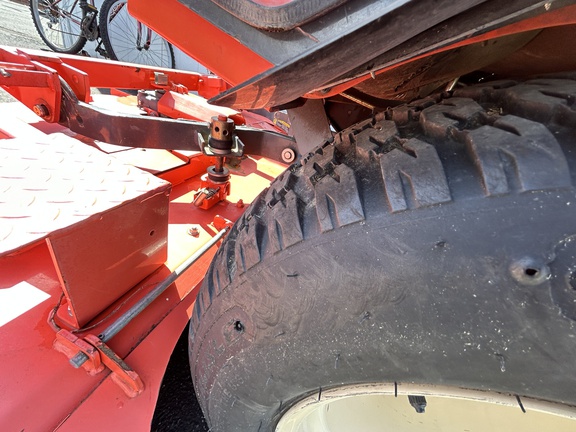 2007 Kubota F2880F Mower/Front Deck