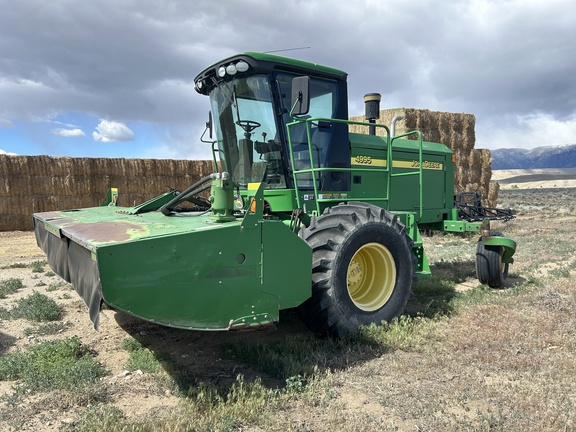 2007 John Deere 4995 Windrower