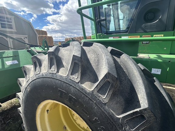 2007 John Deere 4995 Windrower