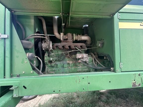 2007 John Deere 4995 Windrower