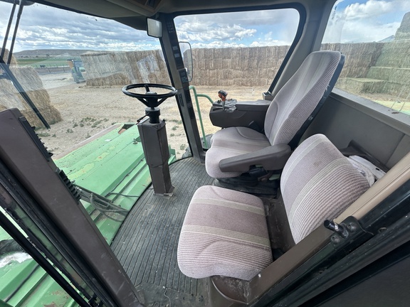2007 John Deere 4995 Windrower