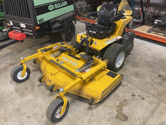 2021 Walker MH37i Mower/Front Deck