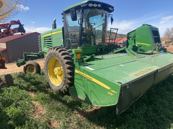 2010 John Deere R450 Windrower