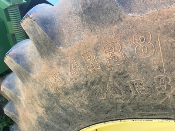 2010 John Deere R450 Windrower