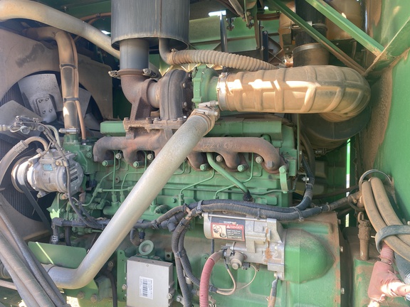 2010 John Deere R450 Windrower