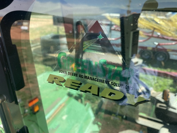 2010 John Deere R450 Windrower