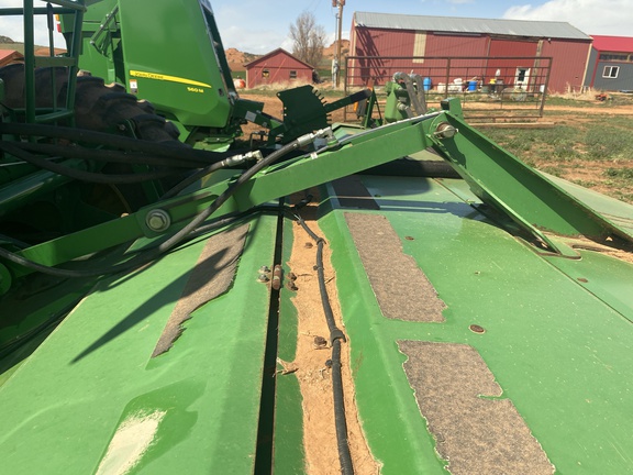 2010 John Deere R450 Windrower