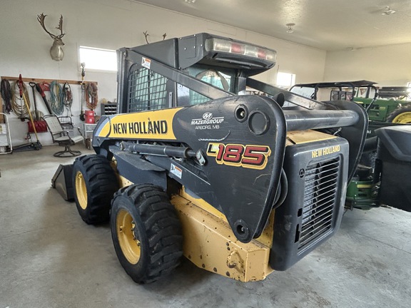 2008 New Holland L185 Skid Steer Loader