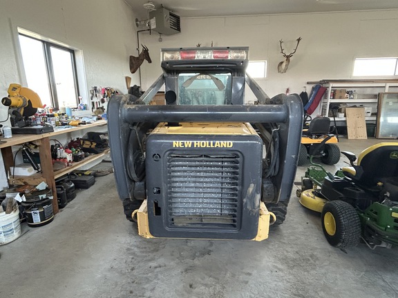 2008 New Holland L185 Skid Steer Loader