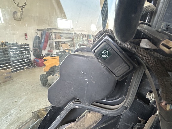 2008 New Holland L185 Skid Steer Loader