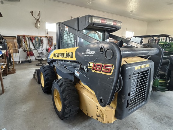 2008 New Holland L185 Skid Steer Loader