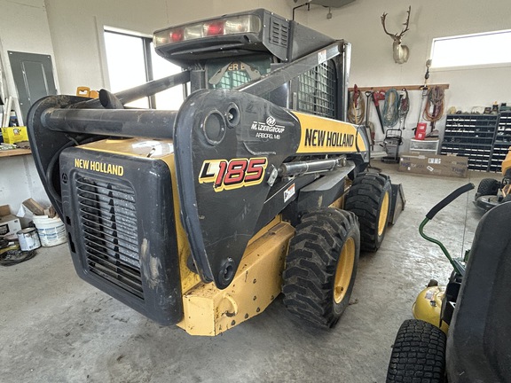 2008 New Holland L185 Skid Steer Loader