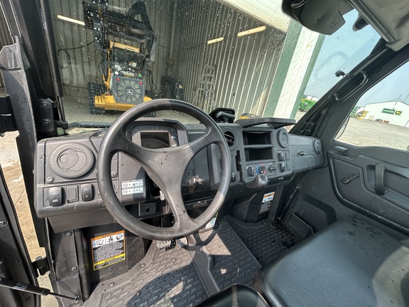 2024 John Deere XUV 835M ATV
