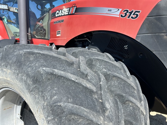 2012 Case IH Magnum 315 Tractor