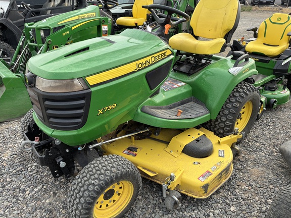 2015 John Deere X739 Garden Tractor